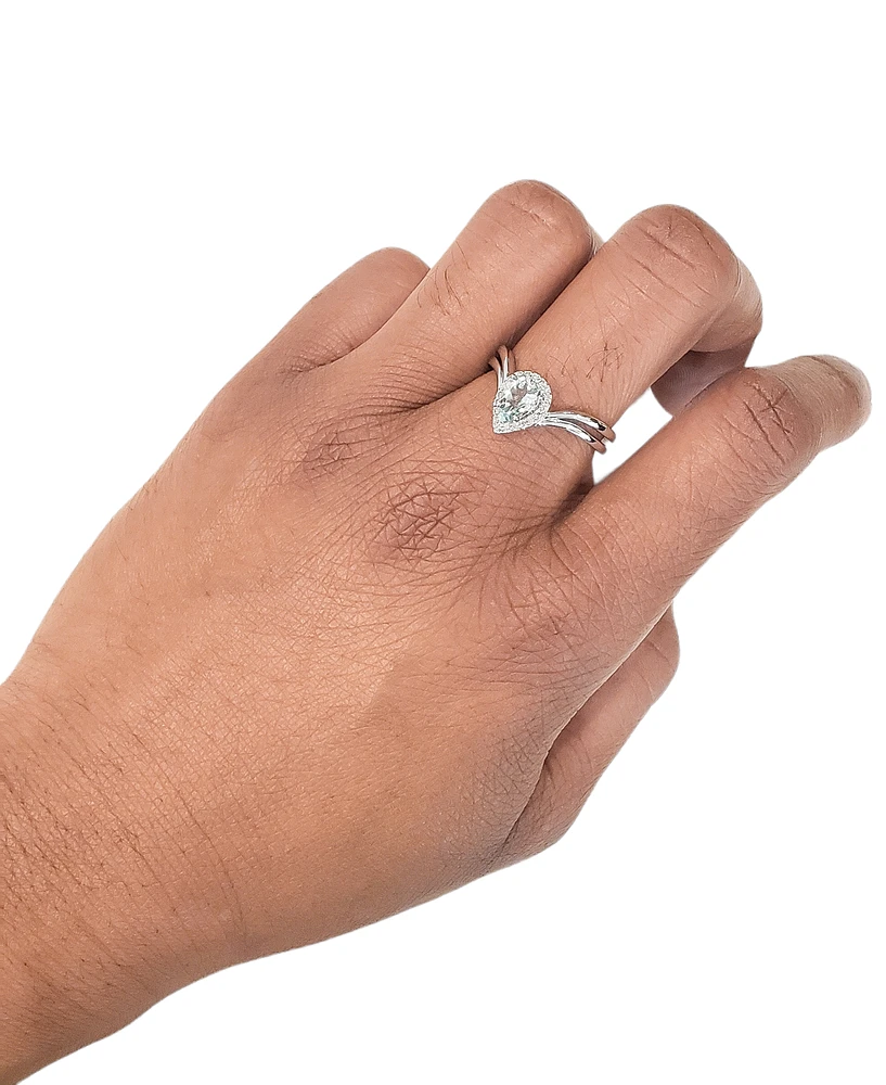 10K White Gold 0.60cttw Aquamarine and 0.10cttw Diamond Ring, size 7