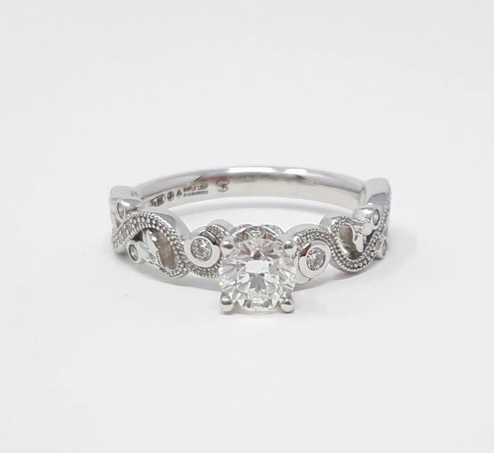 18K White Gold 0.50cttw Canadian Diamond Engagement Ring, size 6.5