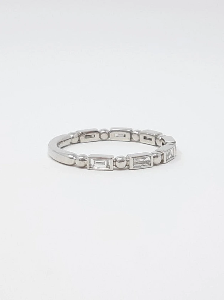 10K White Gold 0.30cttw Baguette Cut Diamond Ring, size 6.5