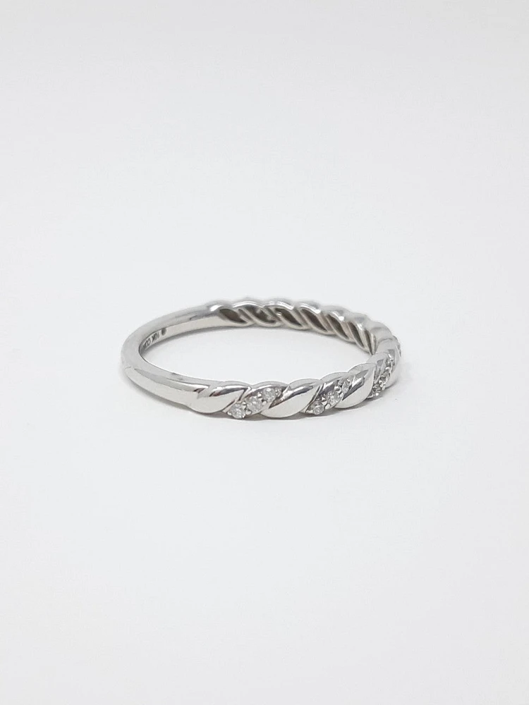 10K Gold 0.10cttw Diamond Stacking Ring / Band