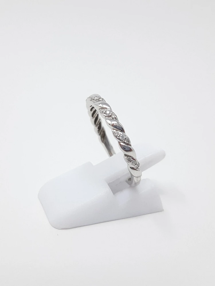 10K Gold 0.10cttw Diamond Stacking Ring / Band