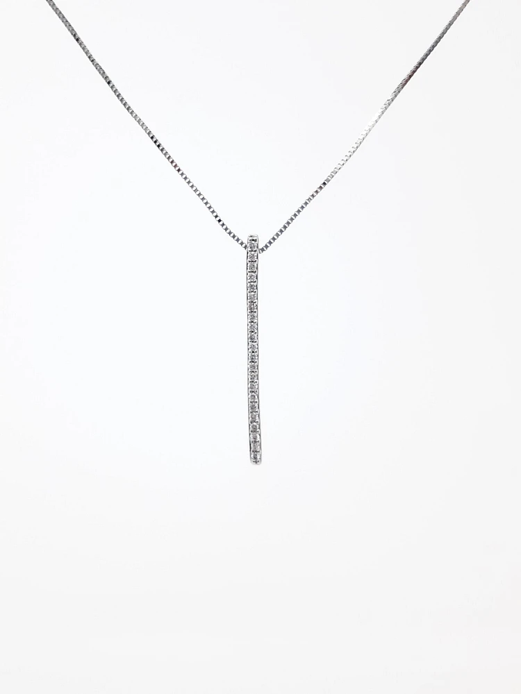 10K White Gold 0.10cttw Diamond Line Necklace, 18"