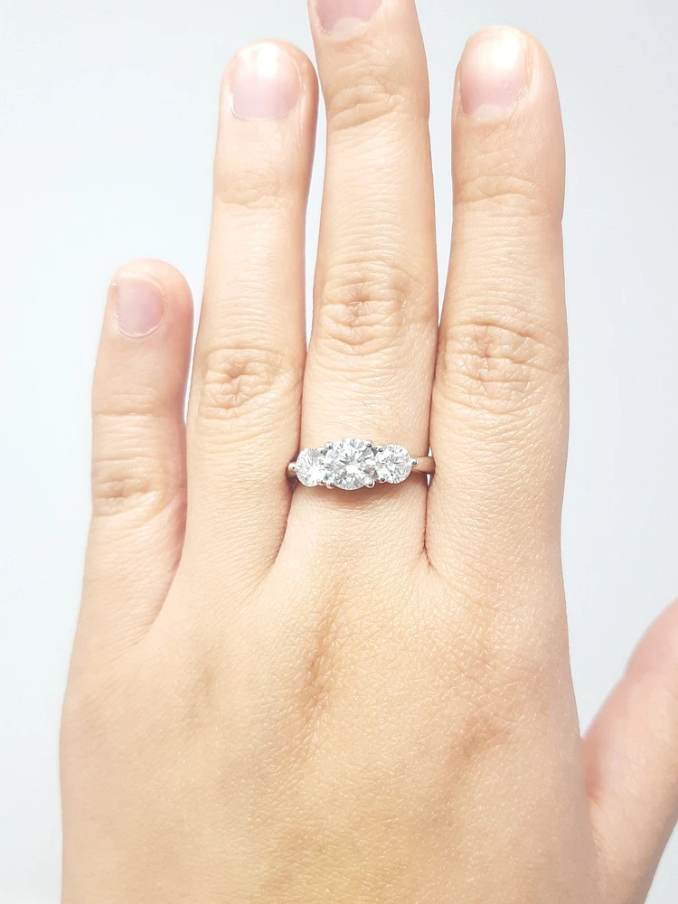 Moissanite Engagement Ring 