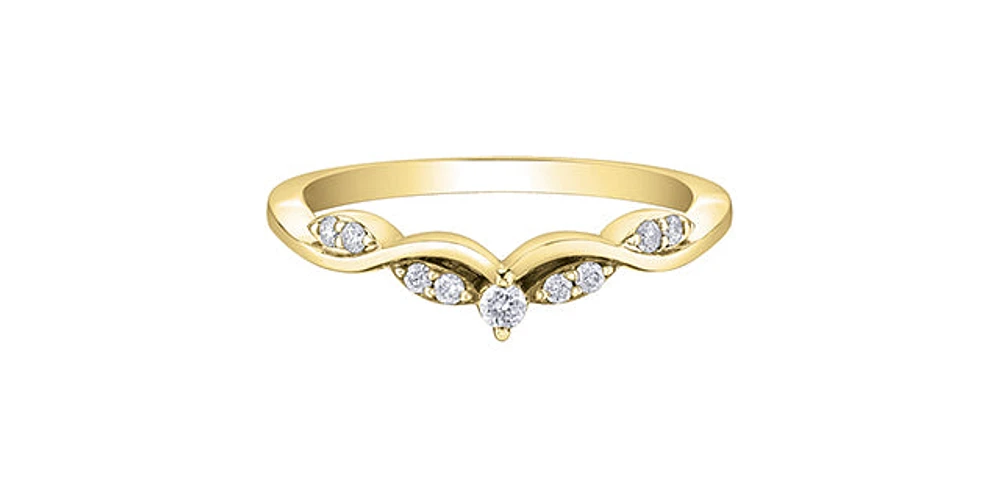 10K Yellow Gold 0.11cttw Round Brilliant Cut Diamond Ring, Size 6.5
