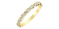 10K Yellow Gold 0.22cttw Round Brilliant Cut and Princess Cut Diamond Ring, Size 6.5
