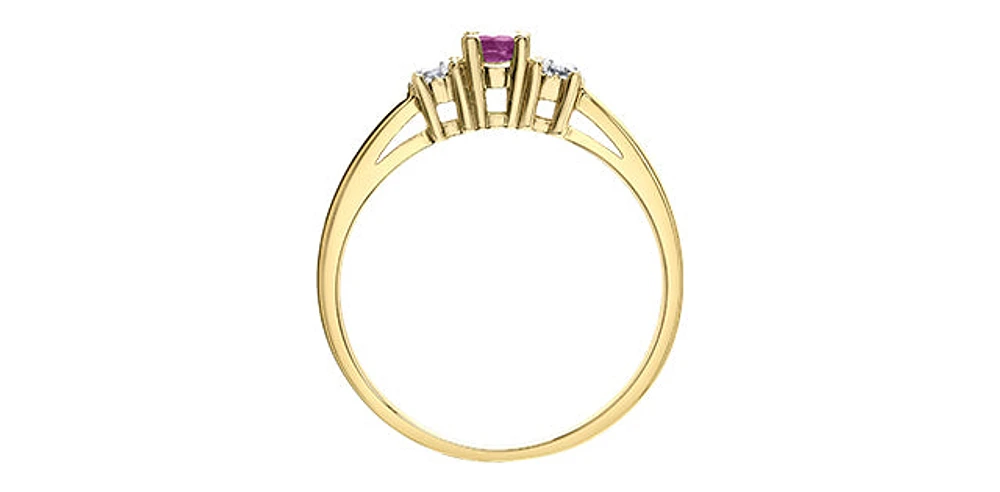10K Yellow Gold Ruby and Diamond 3 Stone Ring - Size 6