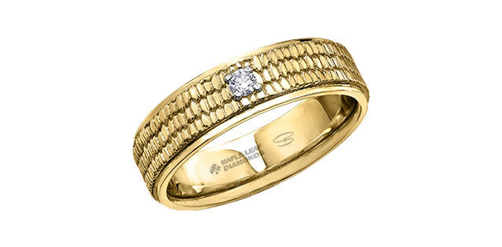 14K Yellow Gold 0.07cttw Canadian Diamond Gents Diamond Ring, size 10