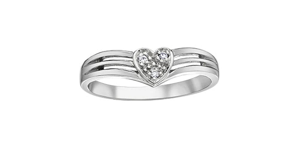 10K White Gold 0.02cttw Diamond Heart Ring, Size 6.5