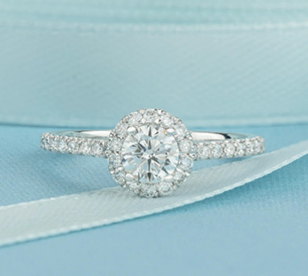 14K Lab Grown Round Brilliant Halo Style Diamond Ring - Gold / Carat Total