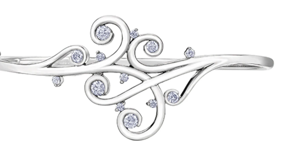 14K White Gold 0.72cttw Diamond Bangle, 7"