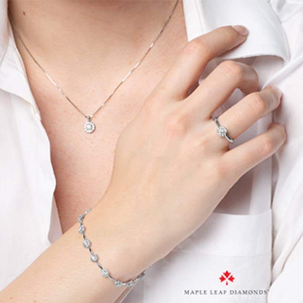 14K White Gold Cluster Diamond Necklace - / Carat Total