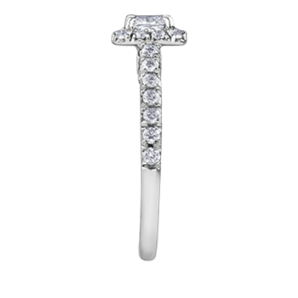 18K White Gold/Palladium Alloy (hypoallergenic) 1.00cttw Cushion Shape Halo Diamond Ring - Gold /