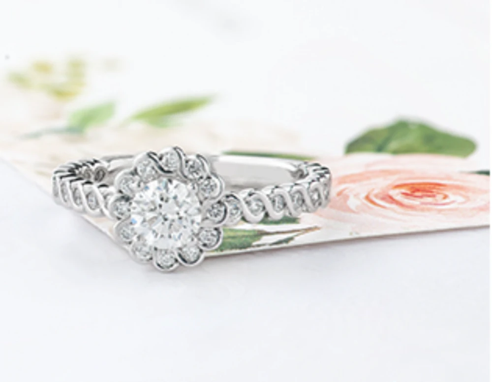 18K White Gold/Palladium Alloy (hypoallergenic) 0.83cttw Round Brilliant Diamond Halo Ring - Gold /
