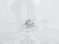 18K White Gold/Palladium Alloy (hypoallergenic) 1.50cttw Round Brilliant Diamond Halo Ring - Gold /
