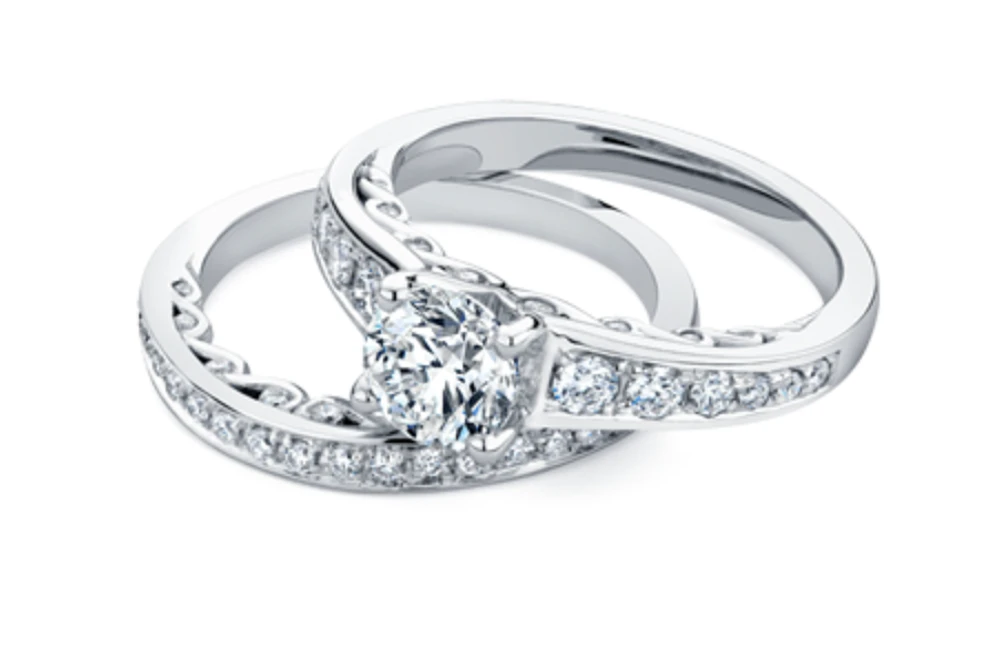 18K White Gold/Palladium Alloy (hypoallergenic) Round Brilliant Diamond Ring