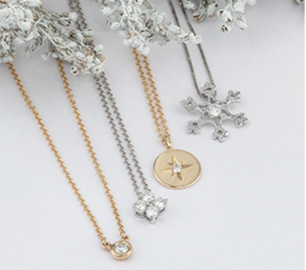 14K Yellow Gold 0.04-0.23cttw Round Brilliant Canadian Diamond Bezel Set Necklace - / Carat Total