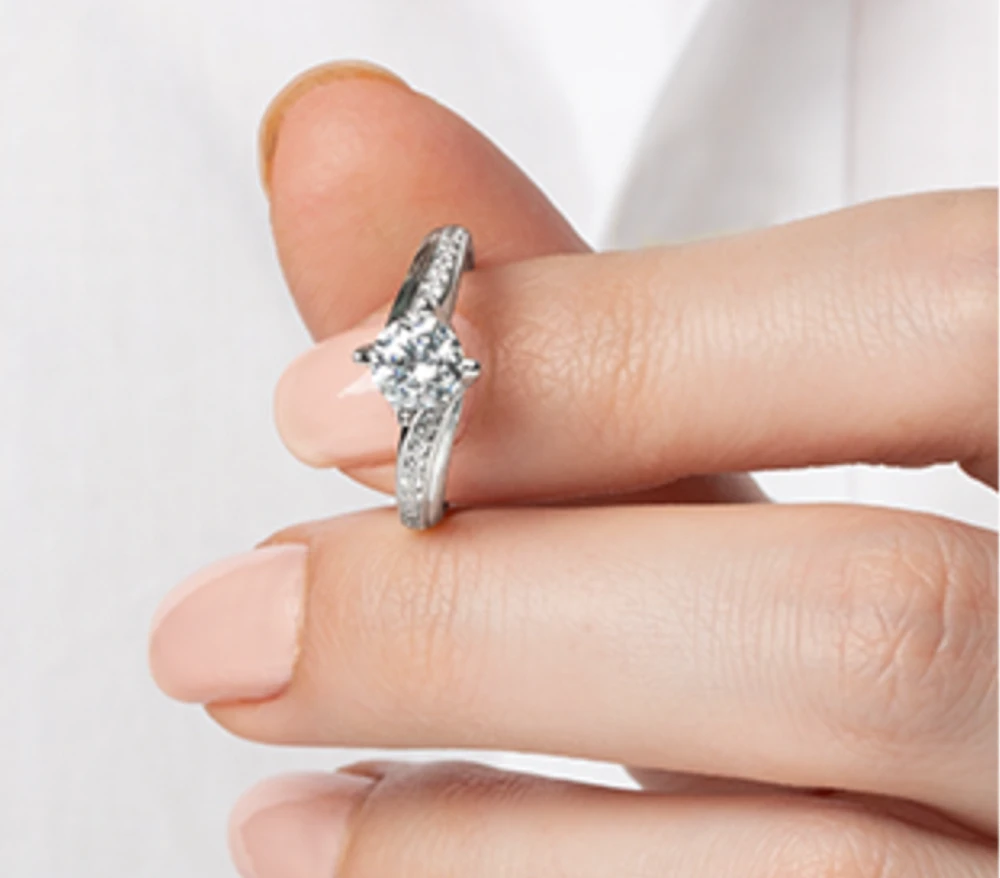 18K White Gold & Palladium Alloy (hypoallergenic) 1.00cttw Canadian Diamond Engagement Ring