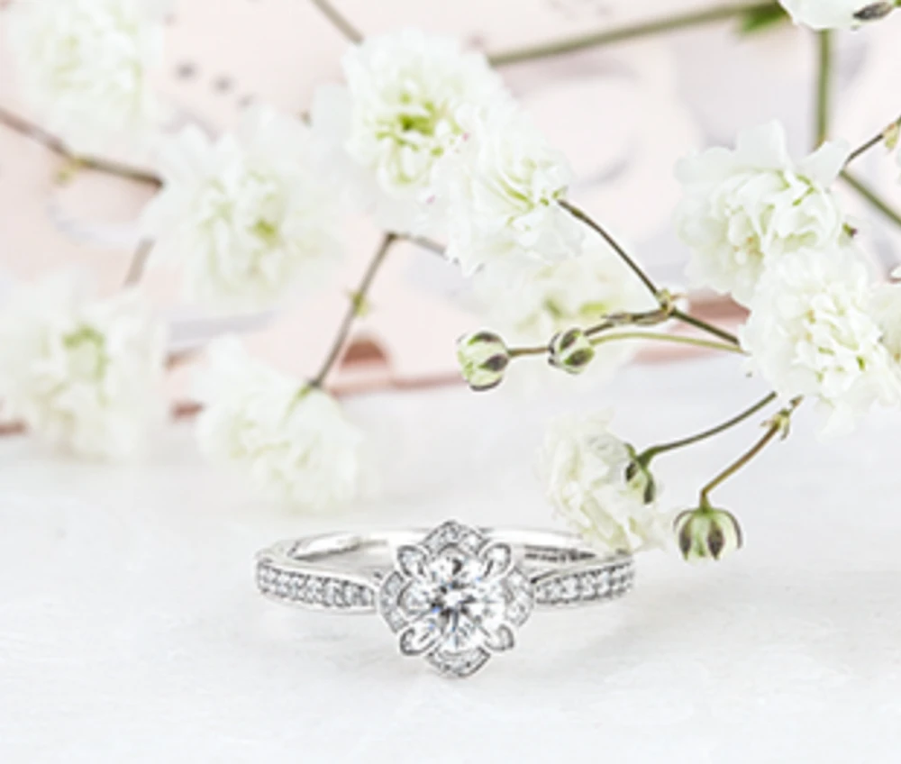18K White Gold & Palladium Alloy (hypoallergenic) 0.68ttw Canadian Diamond Engagement Ring