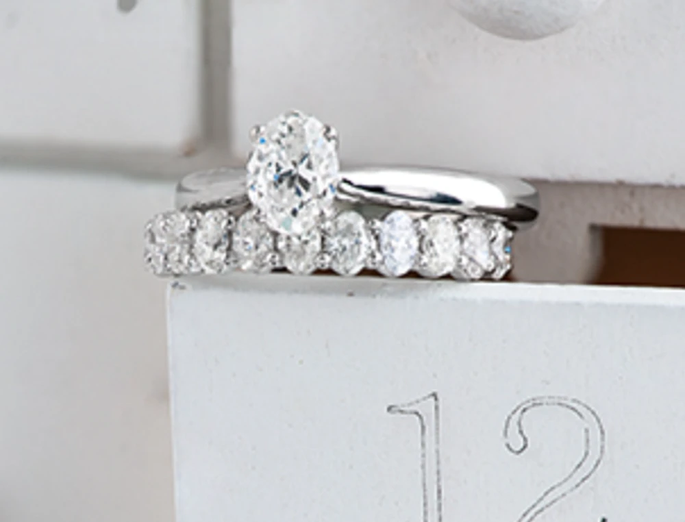 18K White Gold & Palladium Alloy (hypoallergenic) 0.73cttw Oval Shape Canadian Diamond Engagement Ring