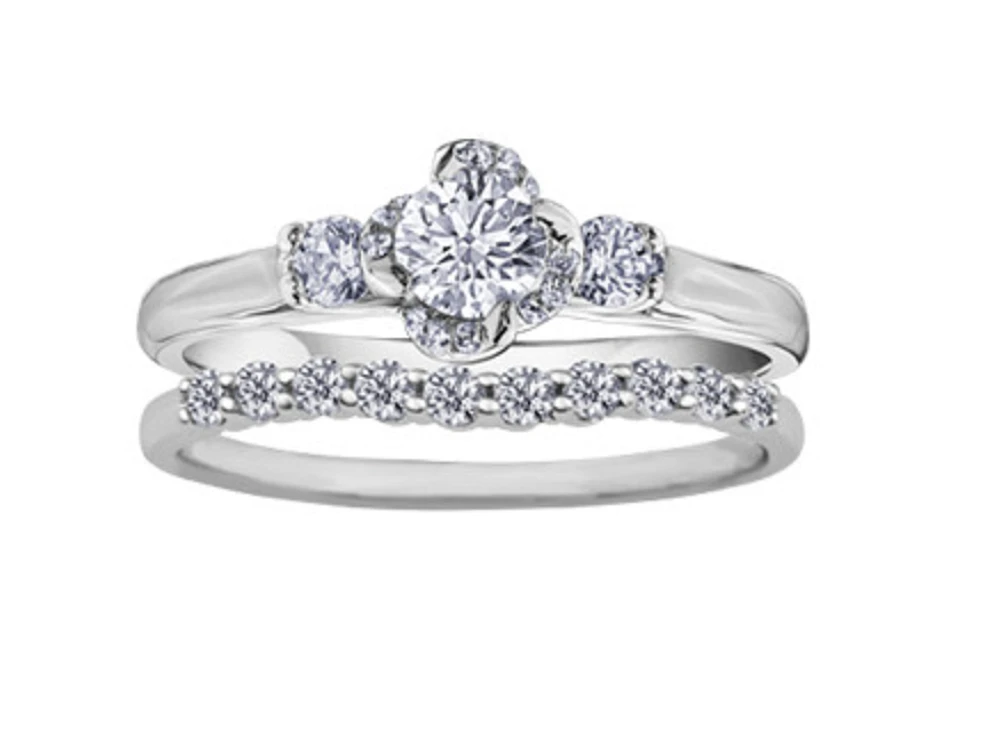 18K White Gold Palladium Alloy (hypoallergenic) 0.50-0.80cttw Round Brilliant 3 Stone Canadian Diamond Engagement Ring - / 0.50 Carat Total