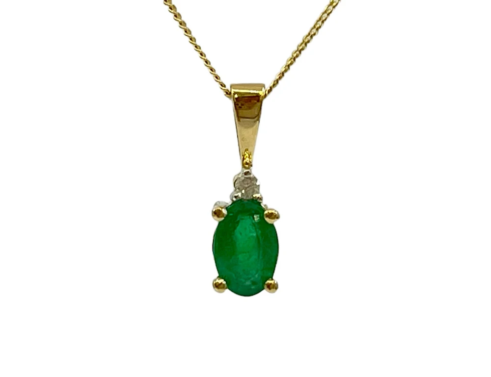 10K Yellow Gold Oval Cut Emerald and Diamond Pendant, 18"