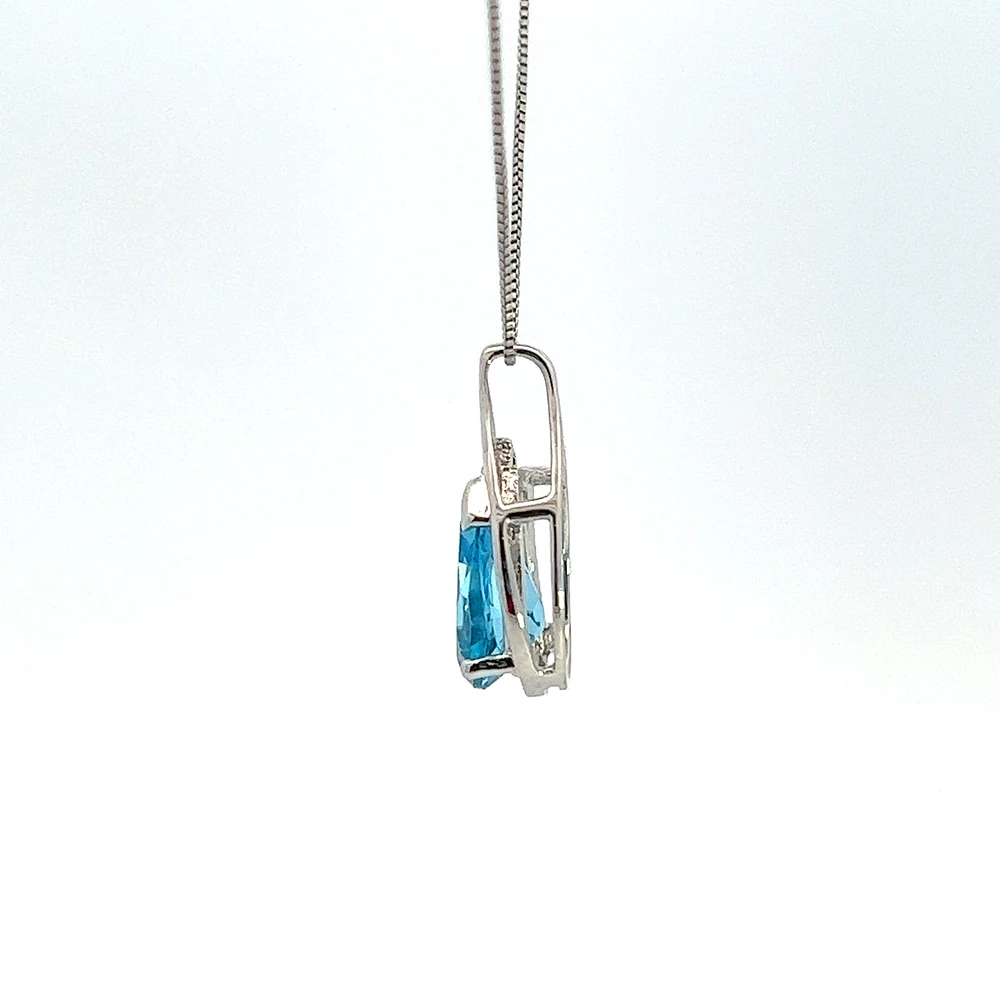 10K White Gold 9x6mm Blue Topaz and 0.015cttw Diamond Necklace - 18 Inches