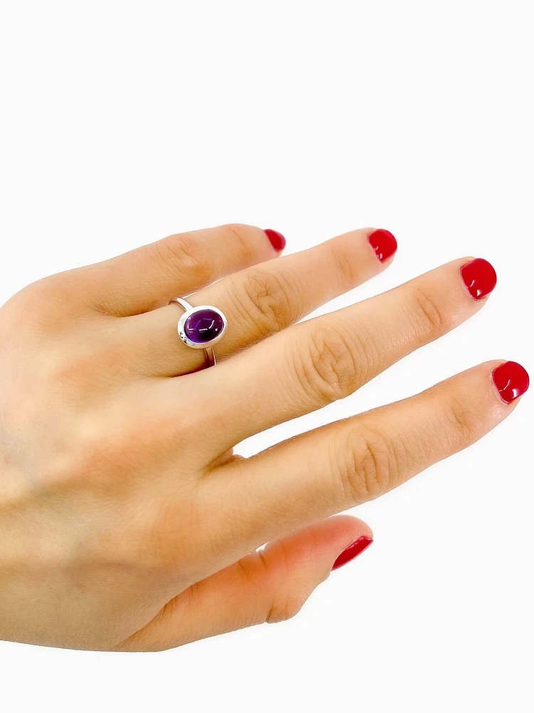 10K White Gold Genuine Cabochon Amethyst  Ring, size 6.5