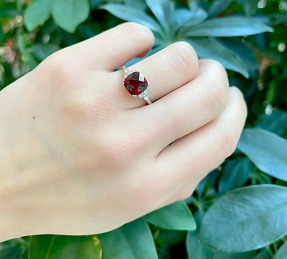10K White Gold Genuine Garnet & Diamond Ring, size 7