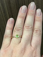 10K Yellow Gold Peridot and Diamond Ring