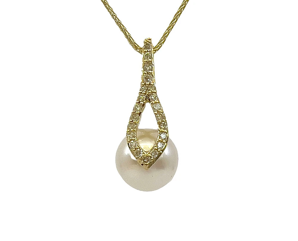 10K Yellow Gold Cultured Pearl and Diamond Necklace, 18"