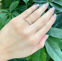 Platinum 0.25cttw Diamond Wedding Band, size 7