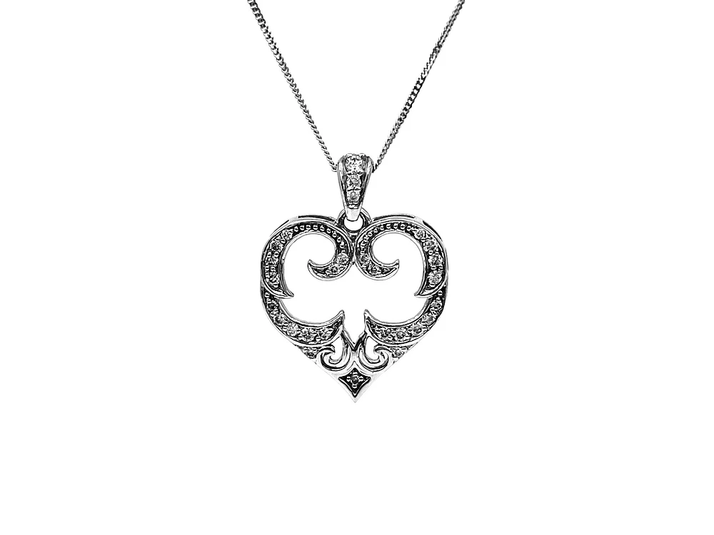 10K White Gold 0.20cttw Diamond Heart Pendant, 18"