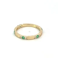 10K Yellow Gold Genuine Emerald & 0.13cttw Diamond Ring / Band, size 6.5