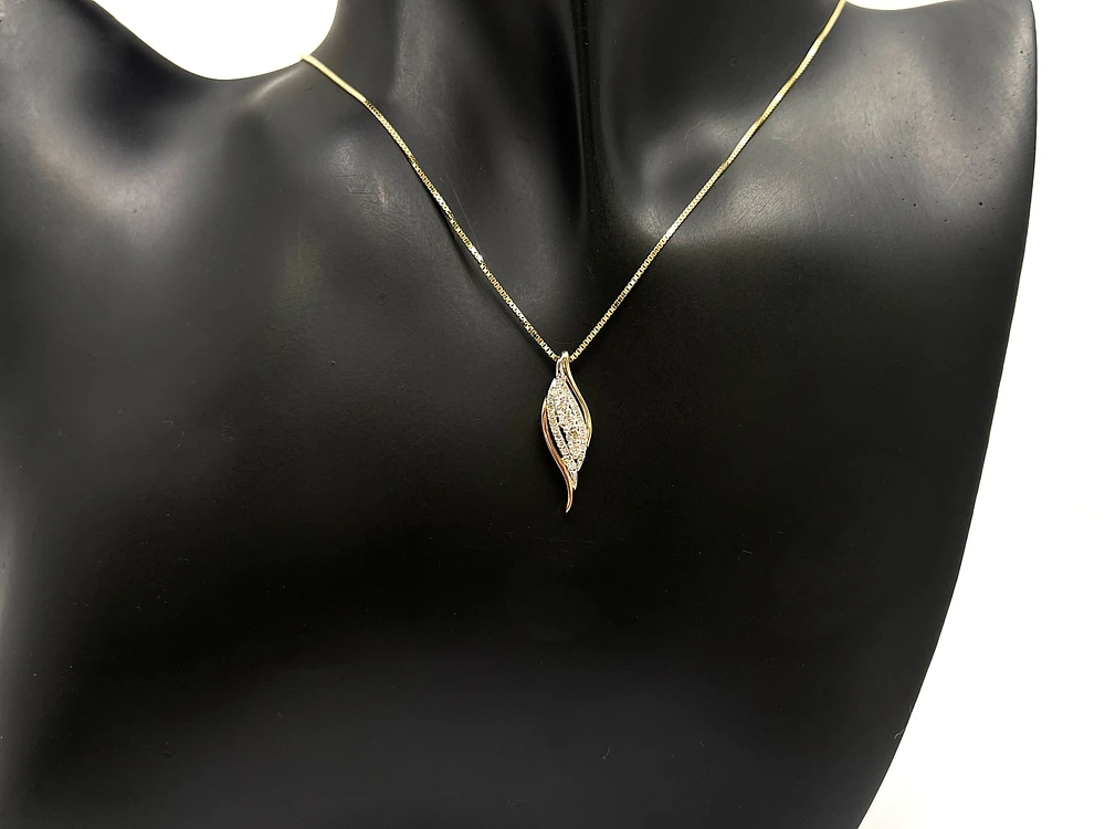 10K White, Yellow & Rose Gold 0.21cttw Diamond Pendant, 18"
