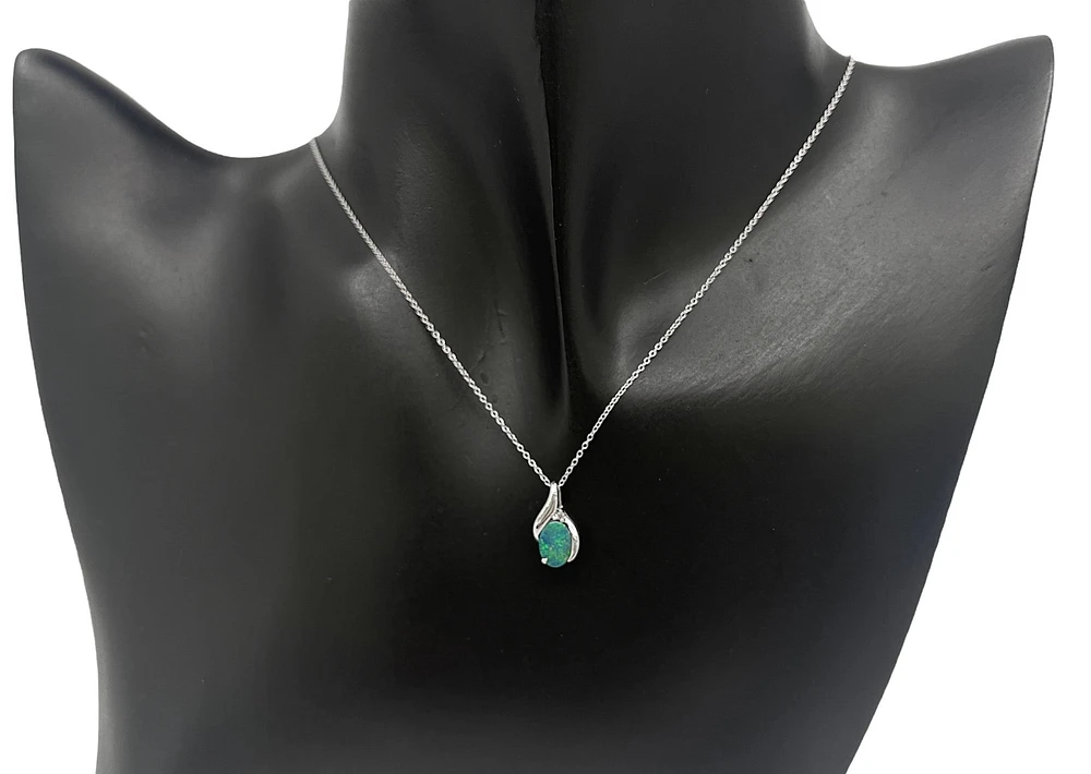10K White Gold 5mm x 7mm Australian Opal Doublet and 0.01cttw Diamond Necklace - 18 Inches