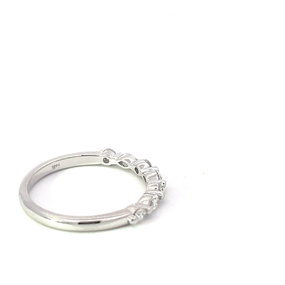 14K White Gold 0.40cttw Diamond Ring - size 6.5