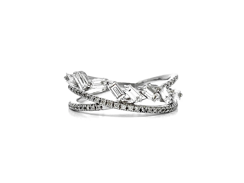 14K White Gold 0.44cttw Baguette and Round Diamond Ring, Size 6.75