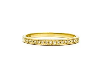 10K Yellow Gold 0.10cttw Diamond  Band, size 7