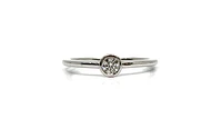 10K White Gold 0.15cttw Diamond Ring