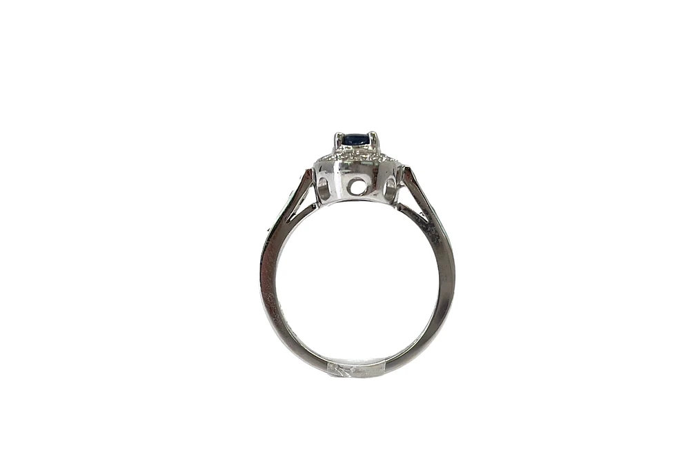 14K White Gold 0.75cttw Genuine Oval Cut Sapphire and 0.50cttw Diamond Ring, size 6.5
