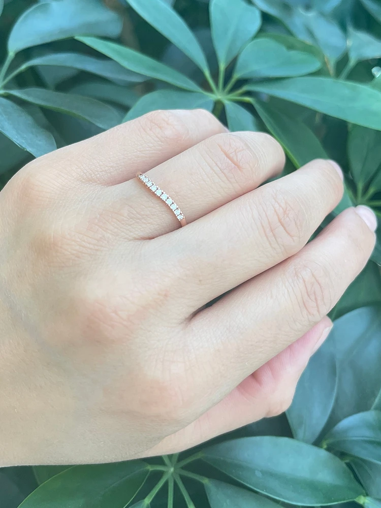 10K Rose Gold 0.10cttw Round Cut Diamond Ring, size 6