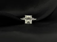 Silver 4.00cttw Moissanite Engagement Ring