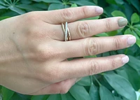 10K Tri - Tone White, Yellow & Rose Gold 0.15cttw Diamond Ring, size 6.5
