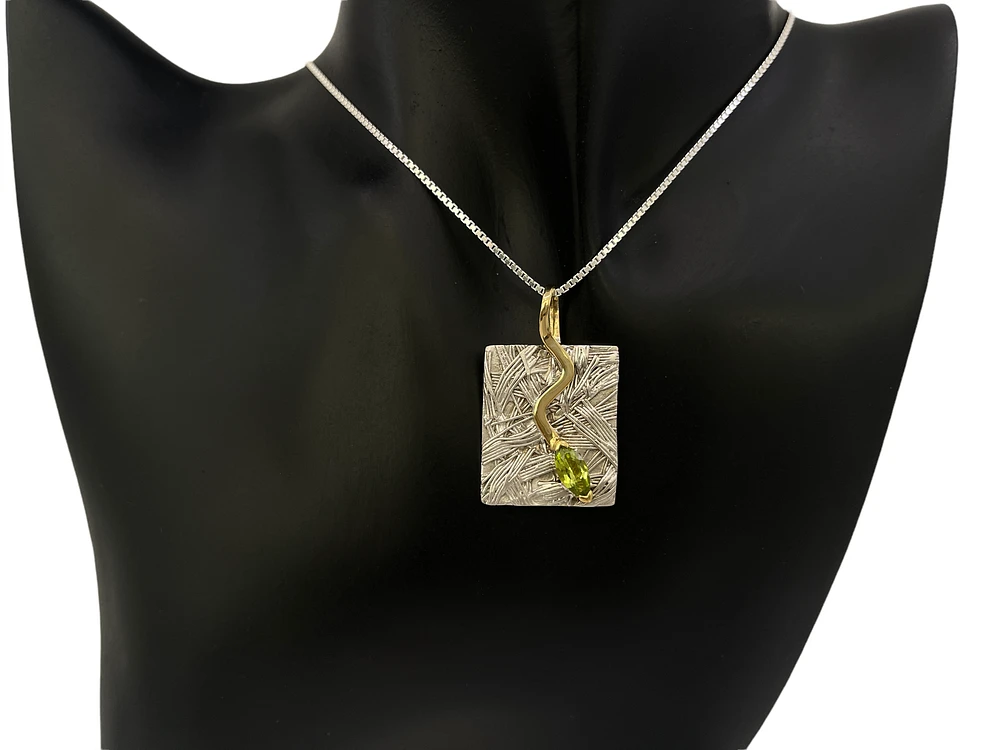 Sterling Silver & 18K Yellow Gold Plated 1.10cttw Peridot Pendant, 18"