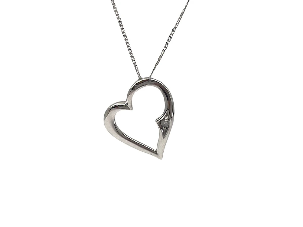 10K White Gold 0.01cttw Diamond Heart Necklace, 18"