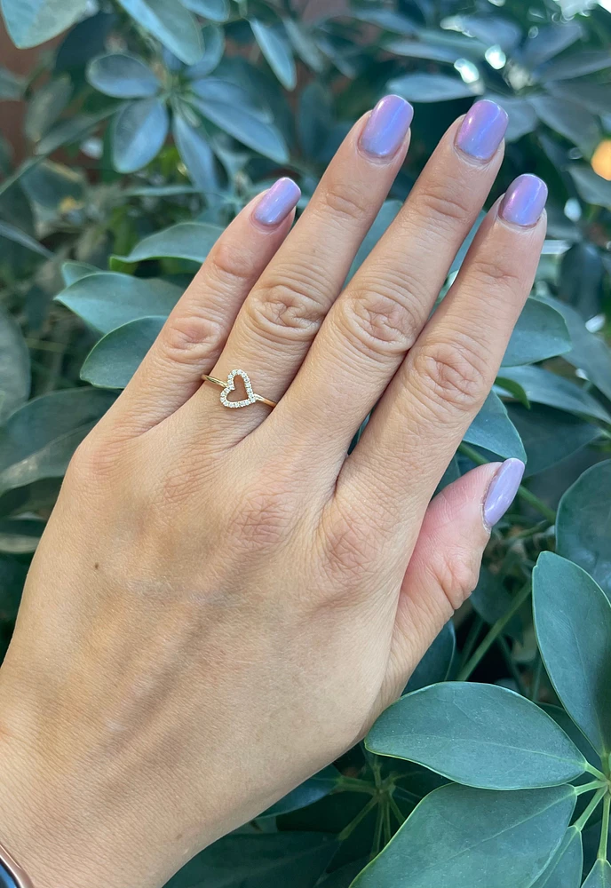 14K Yellow Gold 0.08cttw Diamond Heart Ring, size 6.5