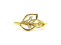 10K Yellow Gold 0.05cttw Diamond Leaf Design Ring - Size 6.5