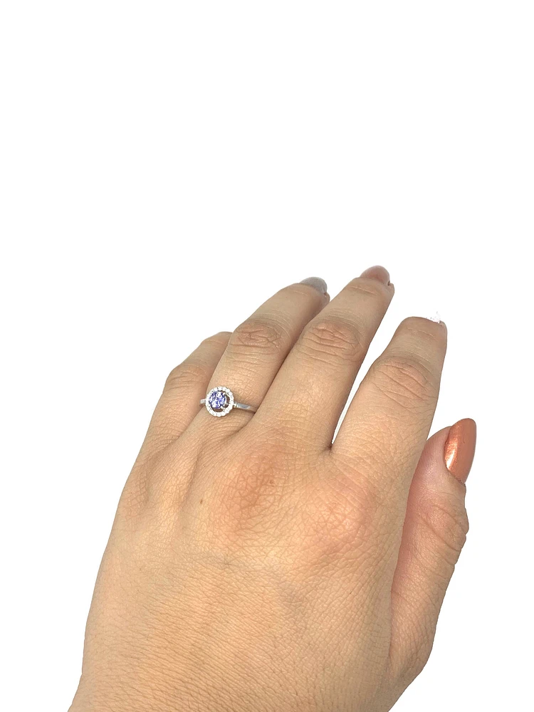 Tanzanite & Diamond Ring