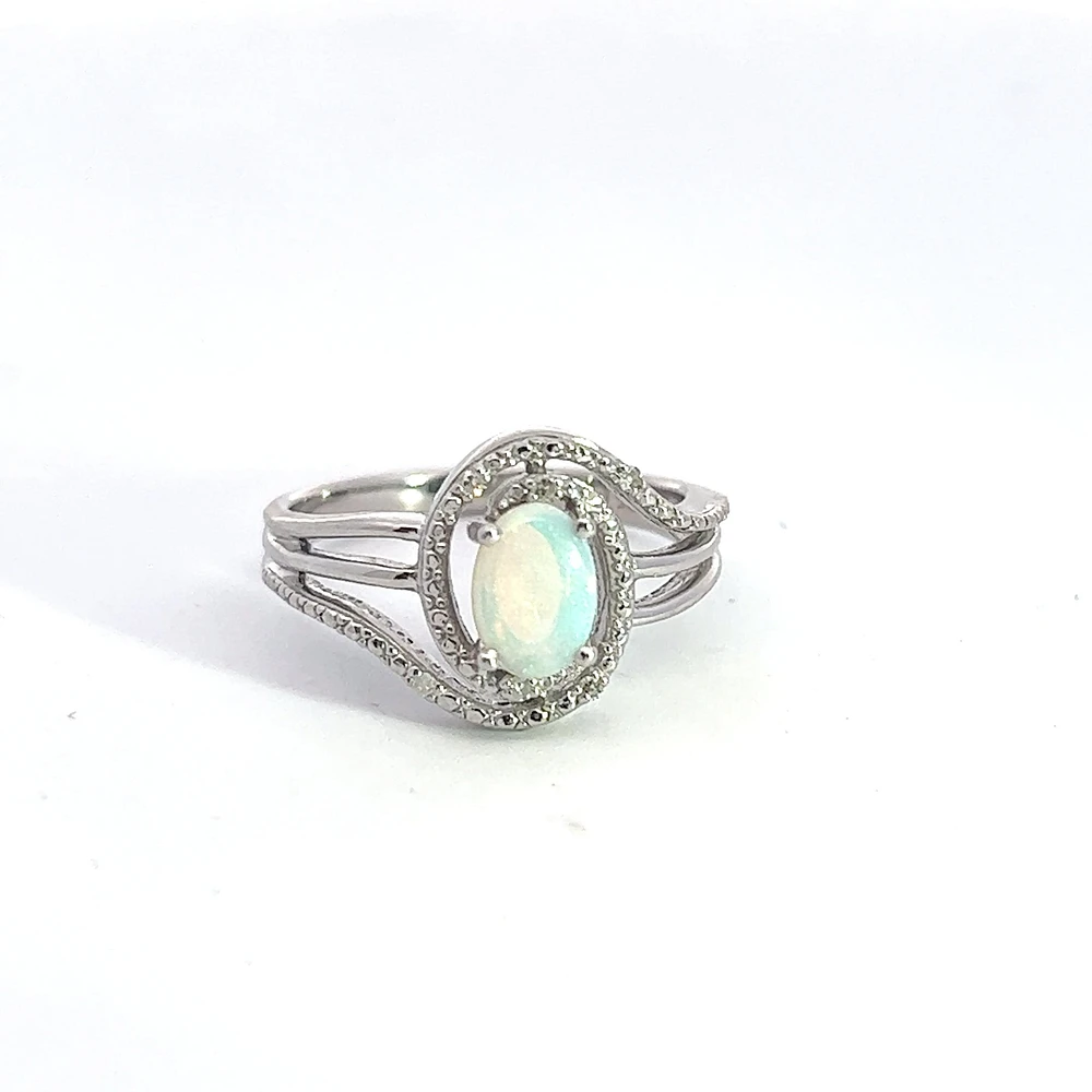 925 Sterling Silver Opal & Diamond Ring - 4.5