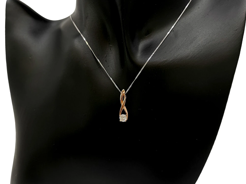 10K White and Rose Gold 0.30cttw Diamond Pendant,  18"